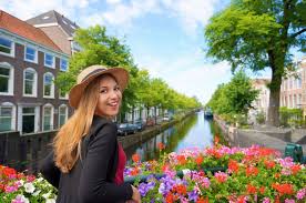 De Evolutie van Hiphop Muziek in Nederland 328153363